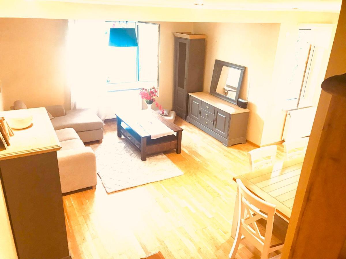 Cozy City Penthouse Apartment, Free Parking タリン エクステリア 写真