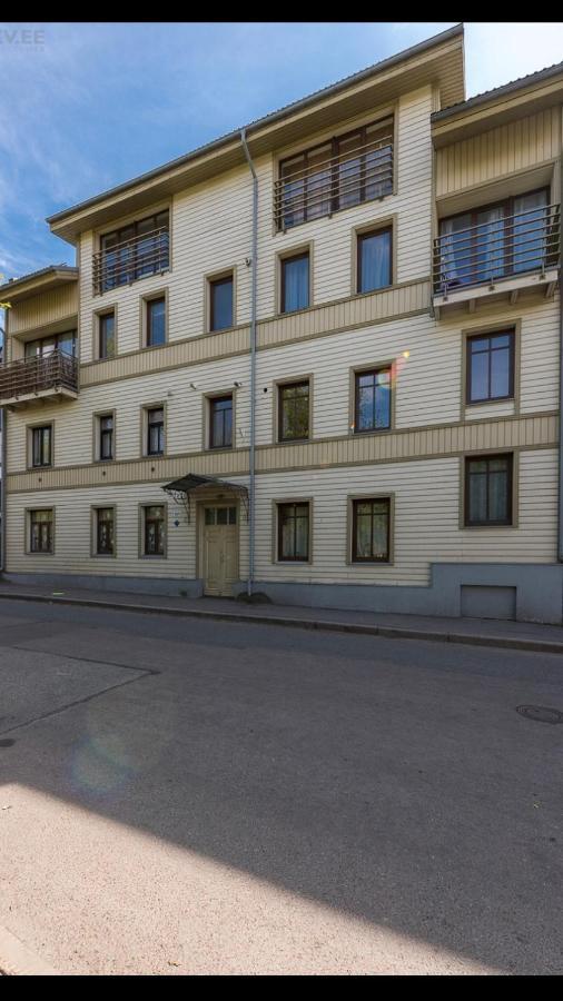 Cozy City Penthouse Apartment, Free Parking タリン エクステリア 写真